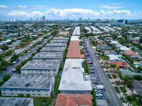 2109 NE 68th St 203, Fort Lauderdale FL 33308