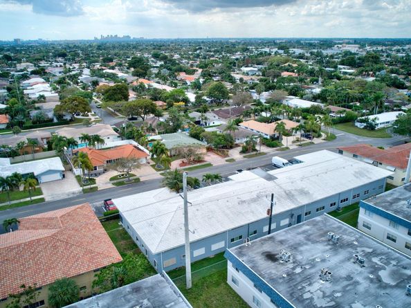 2109 NE 68th St 203, Fort Lauderdale FL 33308