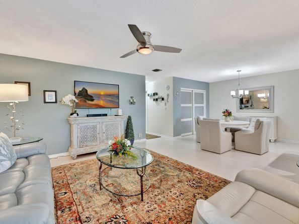 2109 NE 68th St 203, Fort Lauderdale FL 33308