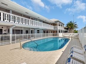 2109 NE 68th St 203, Fort Lauderdale FL 33308