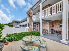 2109 NE 68th St 203, Fort Lauderdale FL 33308