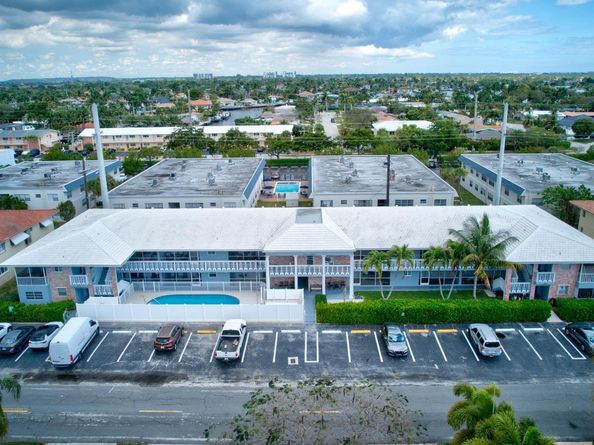 2109 NE 68th St 203, Fort Lauderdale FL 33308