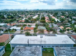 2109 NE 68th St 203, Fort Lauderdale FL 33308
