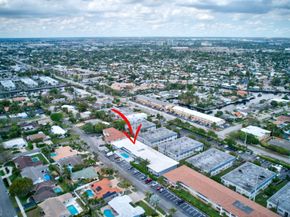 2109 NE 68th St 203, Fort Lauderdale FL 33308