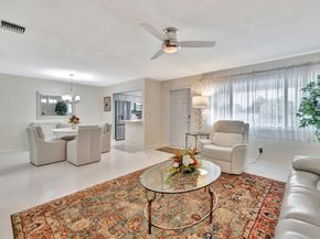 2109 NE 68th St 203, Fort Lauderdale FL 33308