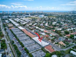 2109 NE 68th St 203, Fort Lauderdale FL 33308