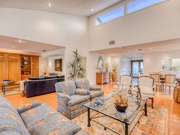3 Brentwood Drive, Boynton Beach FL 33436