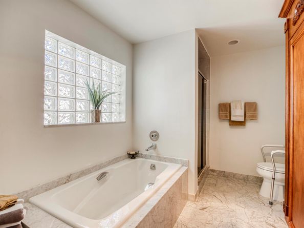 3 Brentwood Drive, Boynton Beach FL 33436
