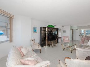 1980 S Ocean Dr 22P, Hallandale Beach FL 33009