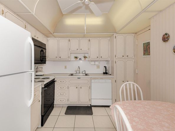 1980 S Ocean Dr 22P, Hallandale Beach FL 33009