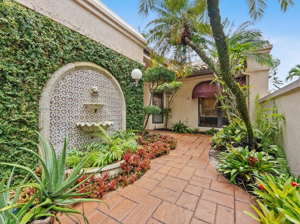 572 Deer Creek Via Genova, Deerfield Beach FL 33442