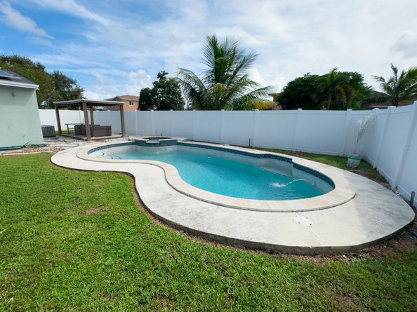 1602 N 23 Avenue, Hollywood FL 33020