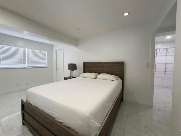 1602 N 23 Avenue, Hollywood FL 33020