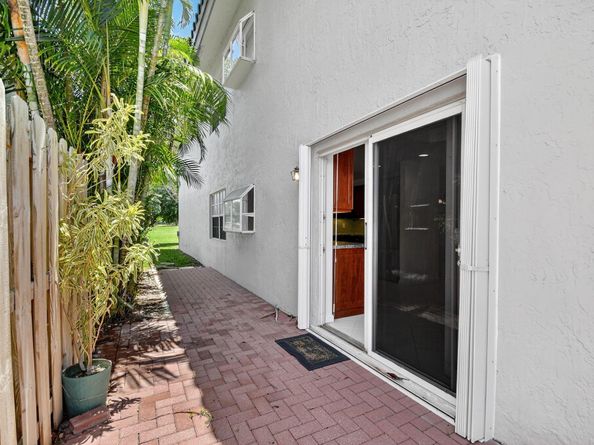 11570 Briarwood Circle 1, Boynton Beach FL 33437