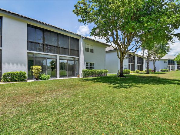 11570 Briarwood Circle 1, Boynton Beach FL 33437