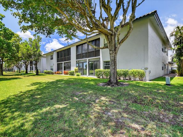 11570 Briarwood Circle 1, Boynton Beach FL 33437