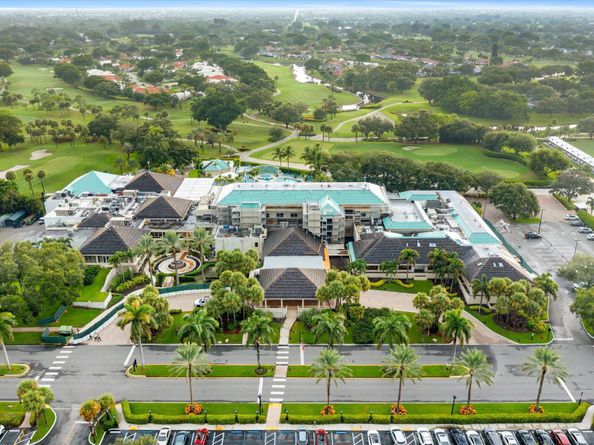 30 Westgate Lane 30g, Boynton Beach FL 33436