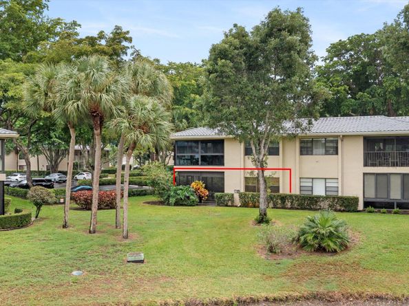 30 Westgate Lane 30g, Boynton Beach FL 33436