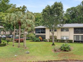 30 Westgate Lane 30g, Boynton Beach FL 33436