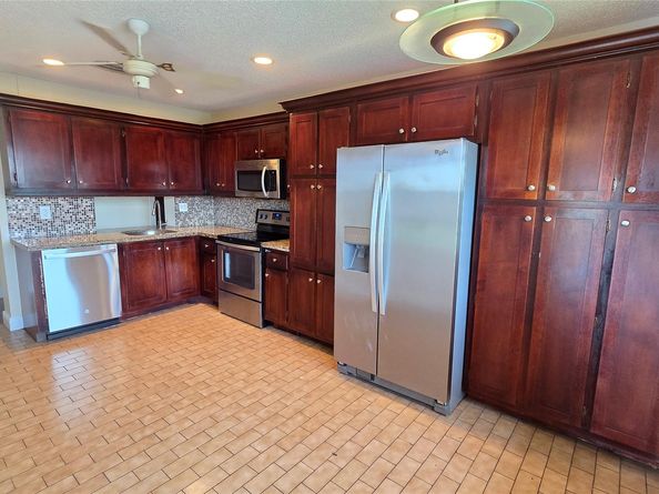 8751 Holly Ct 202, Tamarac FL 33321