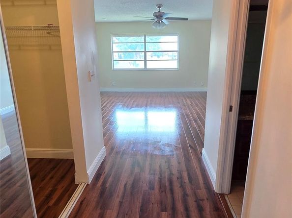 8751 Holly Ct 202, Tamarac FL 33321