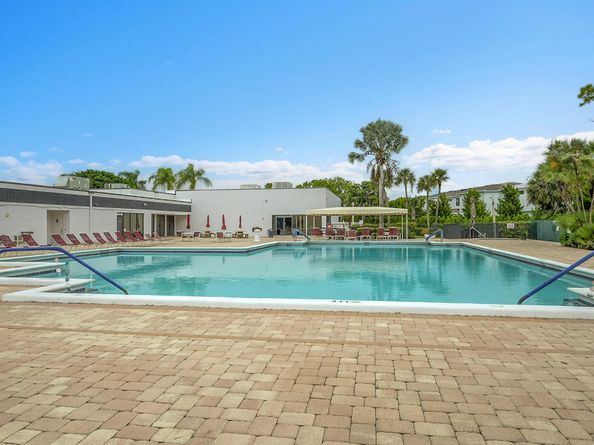 4725 Lucerne Lakes Boulevard E 411, Lake Worth FL 33467