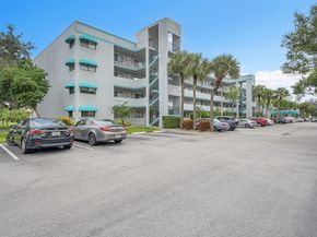 4725 Lucerne Lakes Boulevard E 411, Lake Worth FL 33467