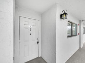 4725 Lucerne Lakes Boulevard E 411, Lake Worth FL 33467