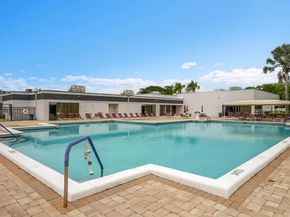 4725 Lucerne Lakes Boulevard E 411, Lake Worth FL 33467
