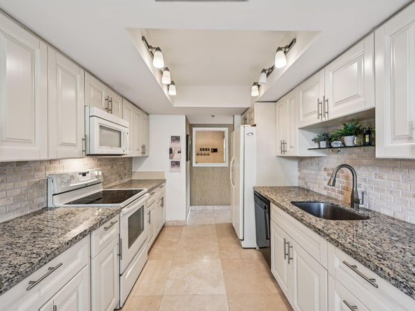 23200 Camino Del Mar 201, Boca Raton FL 33433