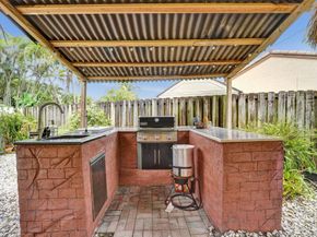 14580 Fairfax Pl, Davie FL 33325