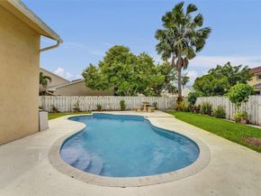 14580 Fairfax Pl, Davie FL 33325