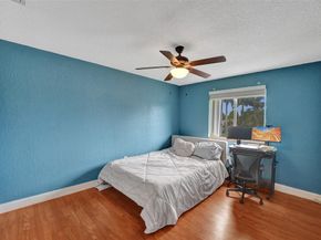 14580 Fairfax Pl, Davie FL 33325