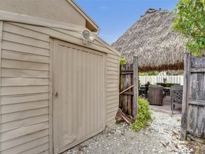 14580 Fairfax Pl, Davie FL 33325