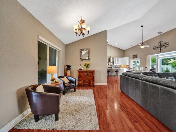 14580 Fairfax Pl, Davie FL 33325