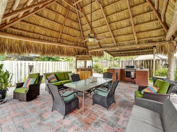 14580 Fairfax Pl, Davie FL 33325