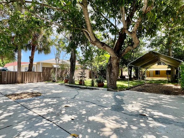 1120 S Federal Highway, Lake Worth Beach FL 33460