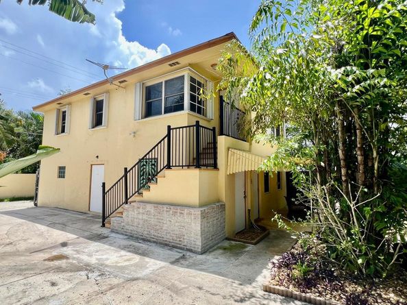 1120 S Federal Highway, Lake Worth Beach FL 33460