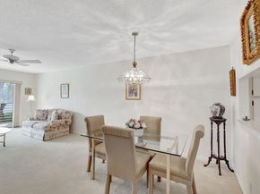 3154 Via Poinciana 211, Lake Worth FL 33467