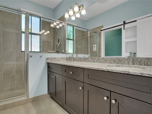 2030 Oysterwood Ln, Riviera Beach FL 33410