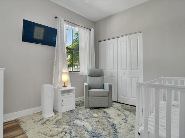 2030 Oysterwood Ln, Riviera Beach FL 33410