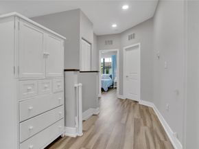 2030 Oysterwood Ln, Riviera Beach FL 33410