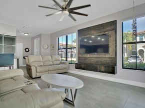 2030 Oysterwood Ln, Riviera Beach FL 33410