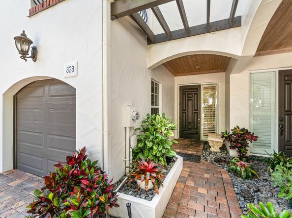 828 Estuary Way, Delray Beach FL 33483