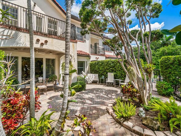 828 Estuary Way, Delray Beach FL 33483