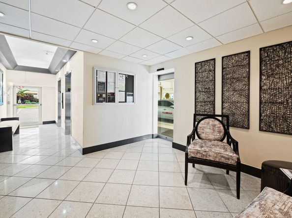 1050 Hillsboro Mile 203W, Hillsboro Beach FL 33062