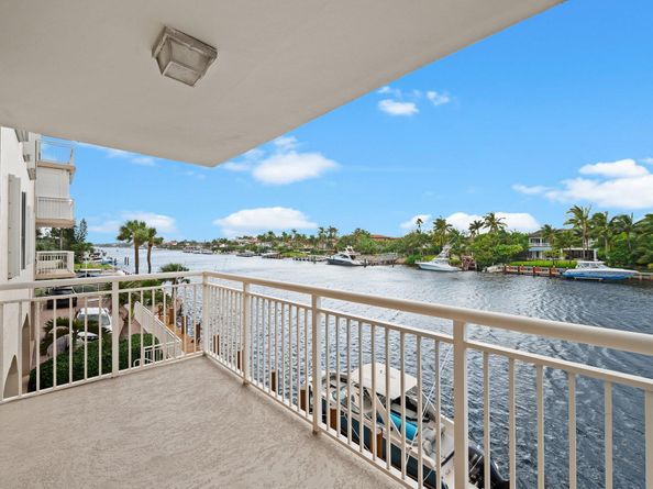 1050 Hillsboro Mile 203W, Hillsboro Beach FL 33062