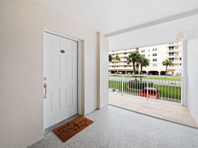 1050 Hillsboro Mile 203W, Hillsboro Beach FL 33062