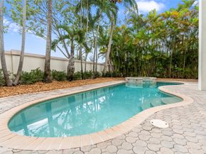 1523 SW 161st Ave, Pembroke Pines FL 33027