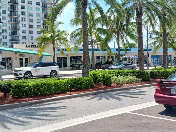 3200 NE 7th Court NE 308c, Pompano Beach FL 33062